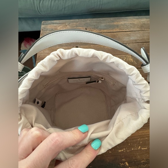 Kate Spade New York Pippa Woven Small Bucket Bag - Picture 5 of 7